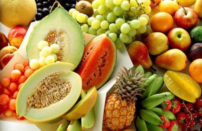 میوه‌ها را بعد از غذا نخورید