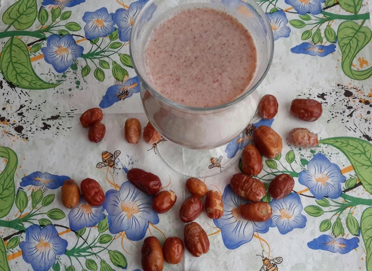 شیر و آرد سنجد