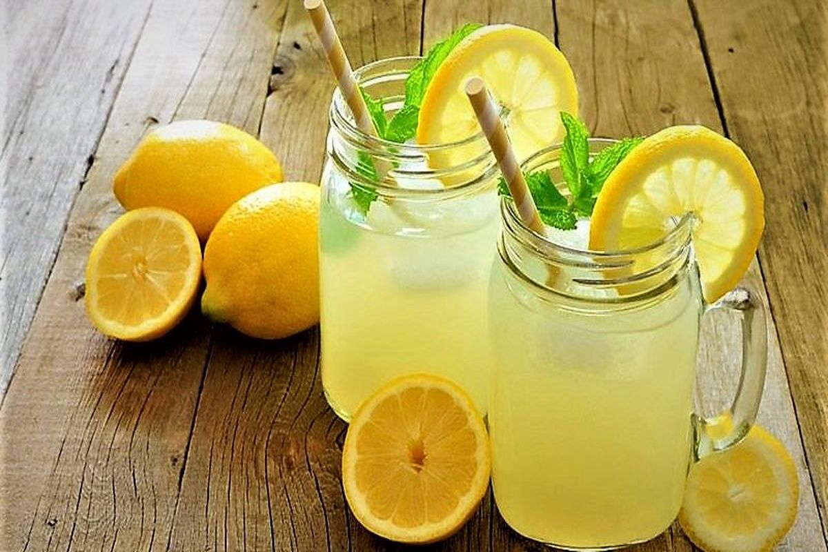 بهترین نوشیدنی‌های سم‌زدای هورمون