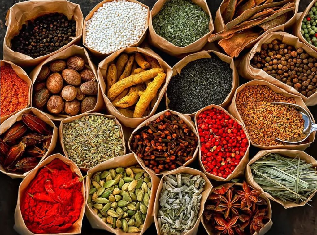 ادویه های ممنوعه مزاج خشک