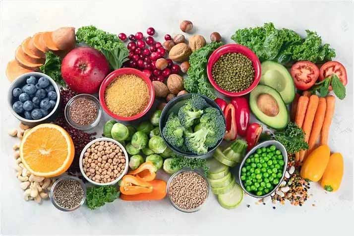 میوه‌های مناسب برای رژیم گیاه‌خواری طبع گرم